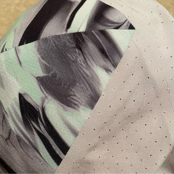 NWT Lululemon Fast and Free Run Hat - Picture 3 of 6